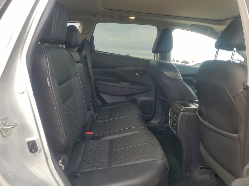 2019 Nissan Murano s