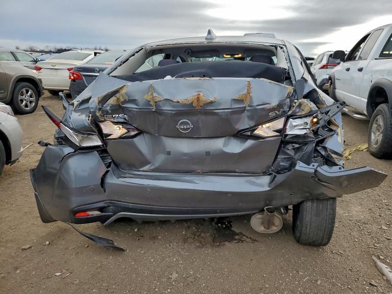 2023 Nissan Versa sv