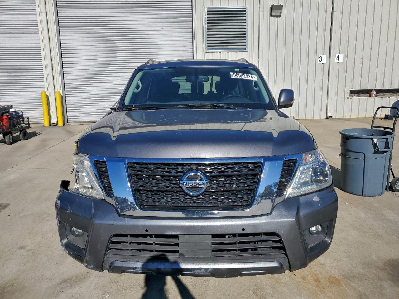 2019 Nissan Armada sv
