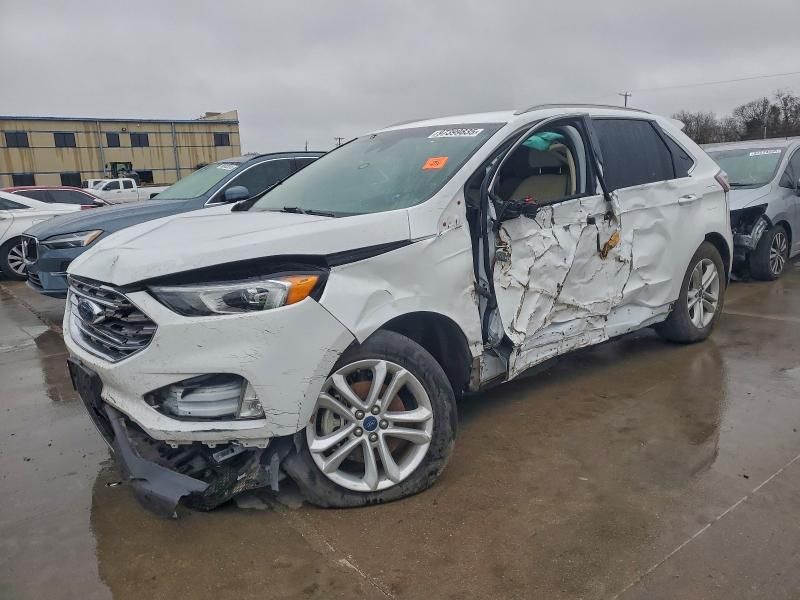 2019 Ford Edge sel