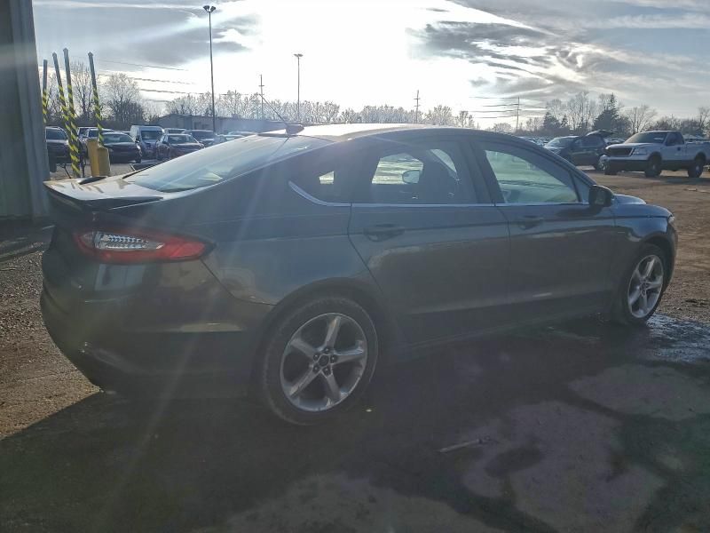 2016 Ford Fusion se