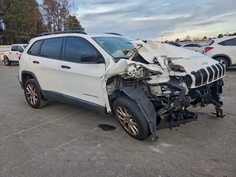 2015 Jeep Cherokee Sport