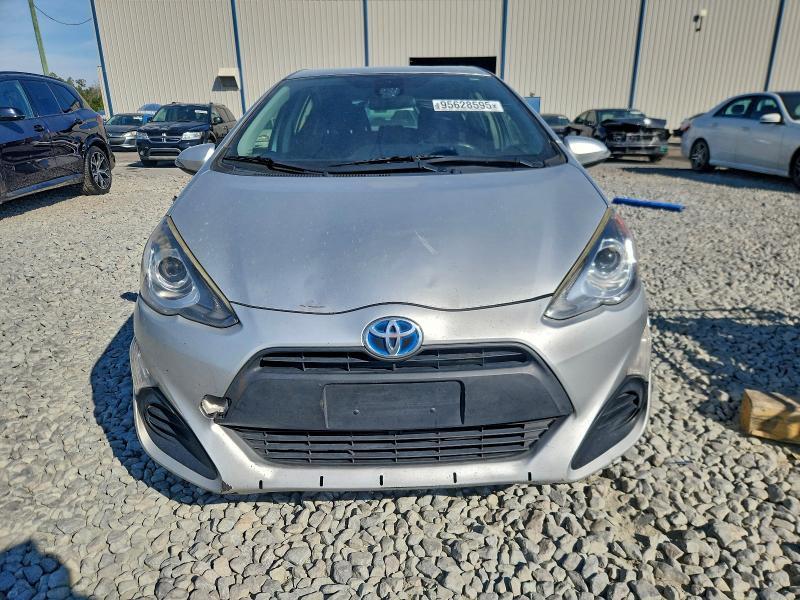 2017 Toyota Prius c