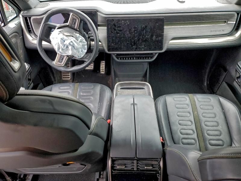 2022 Rivian R1T Adventure