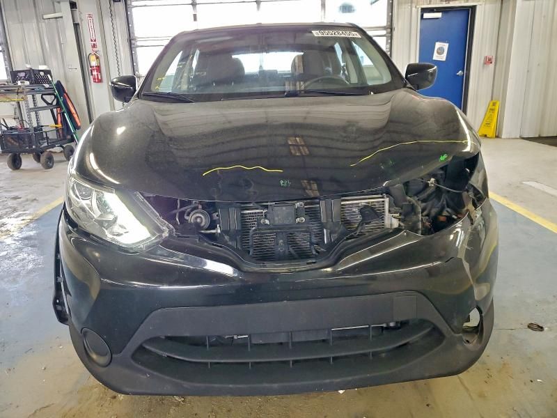 2018 Nissan Rogue Sport s