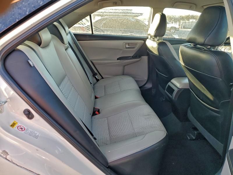 2015 Toyota Camry le