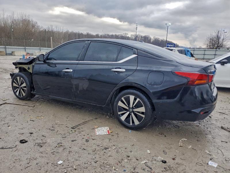2021 Nissan Altima sv