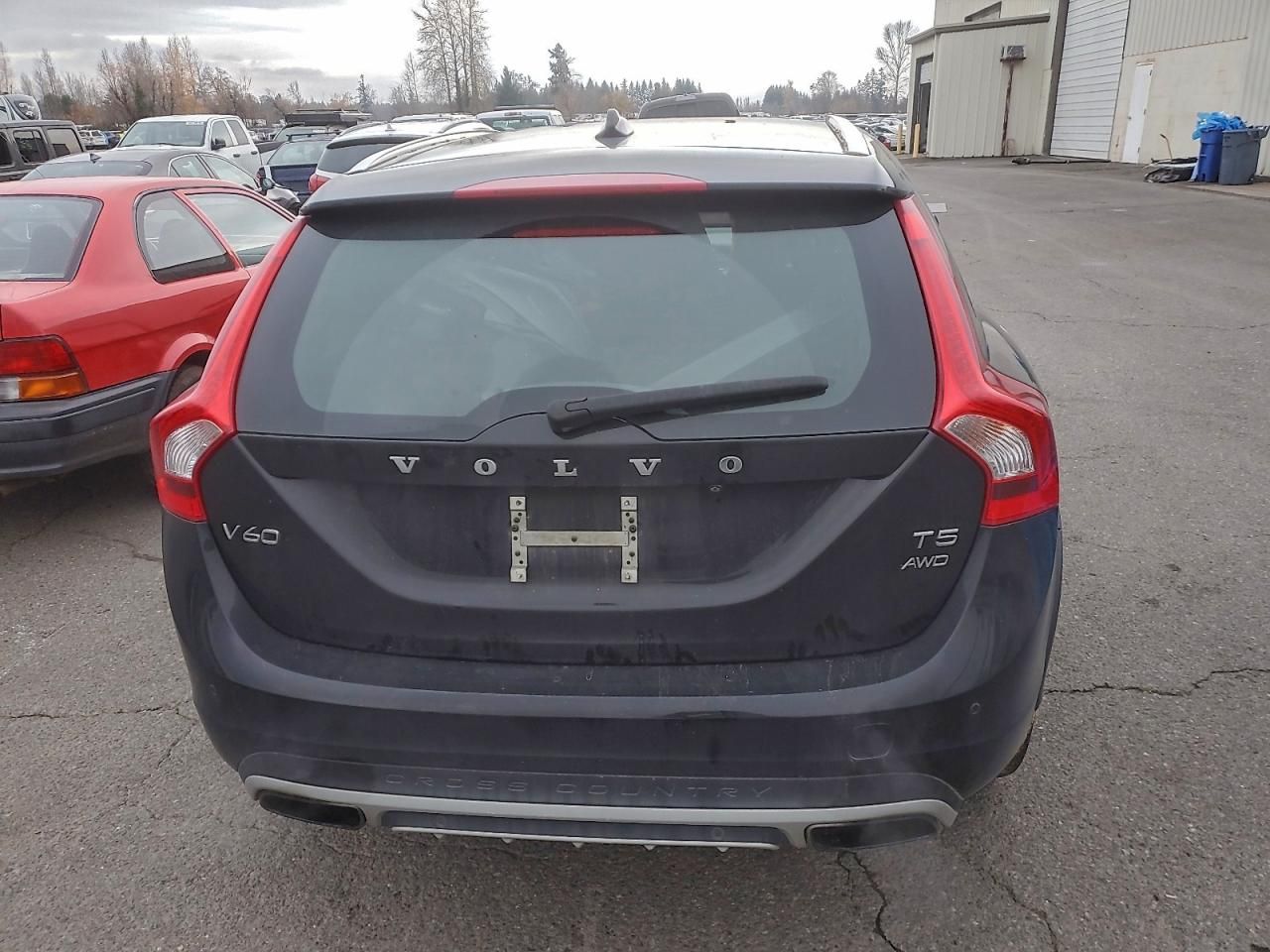 2015 Volvo V60 Cross Country Premier