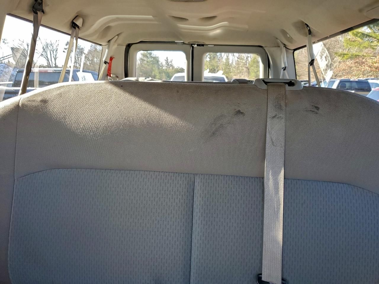 2014 Ford Econoline E350 Super Duty Wagon