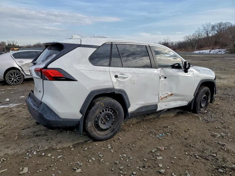 2022 Toyota Rav4 le