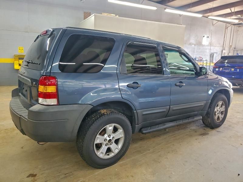 2005 Ford Escape xlt