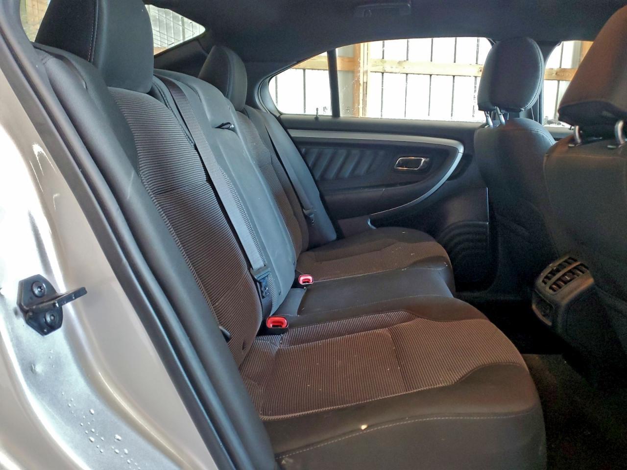 2017 Ford Taurus sel