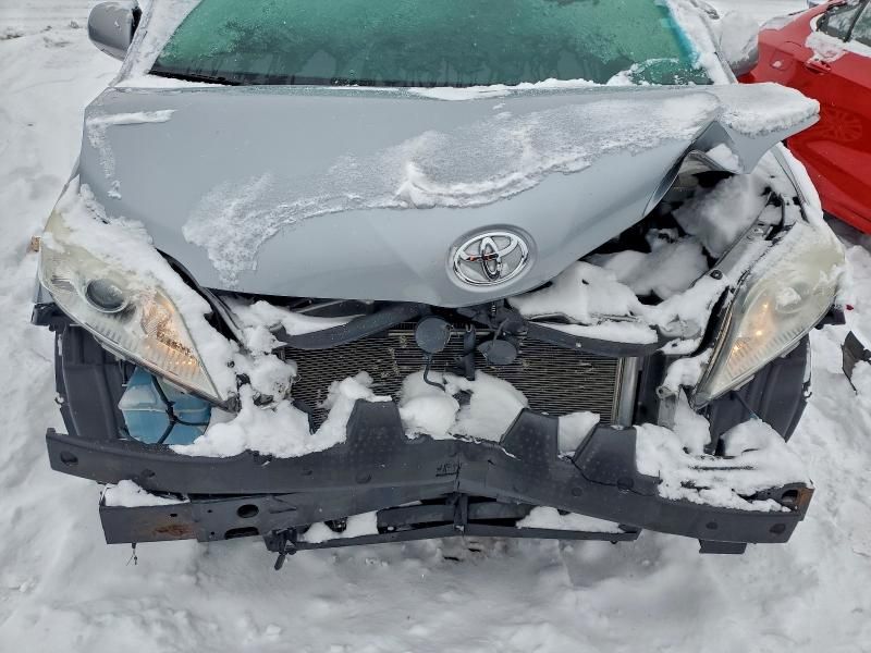 2015 Toyota Sienna xle