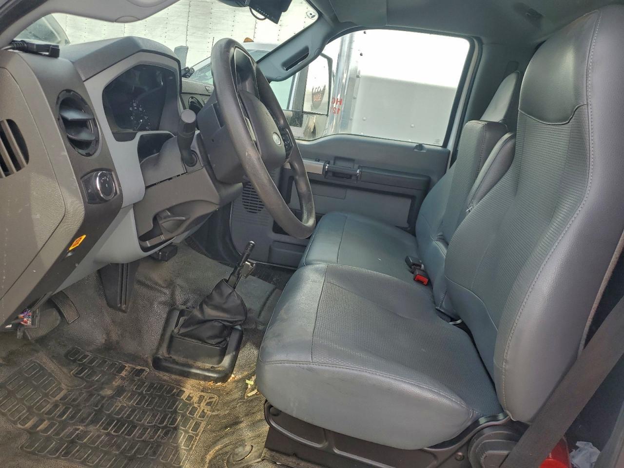2023 Ford F650 Super Duty BOX Truck