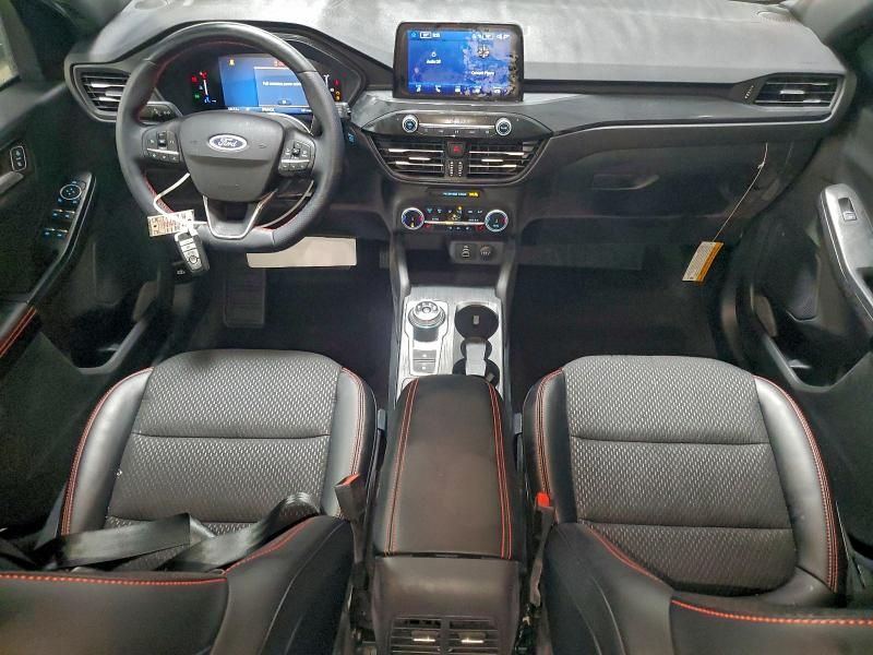 2025 Ford Escape st Line