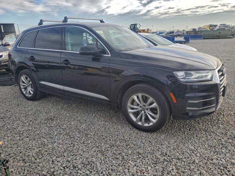 2019 Audi Q7 Premium