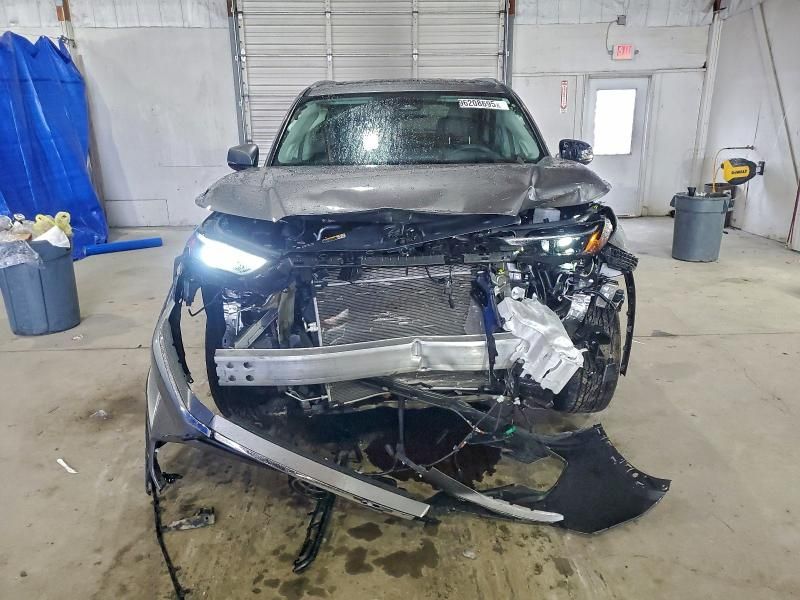 2025 Toyota Grand Highlander le