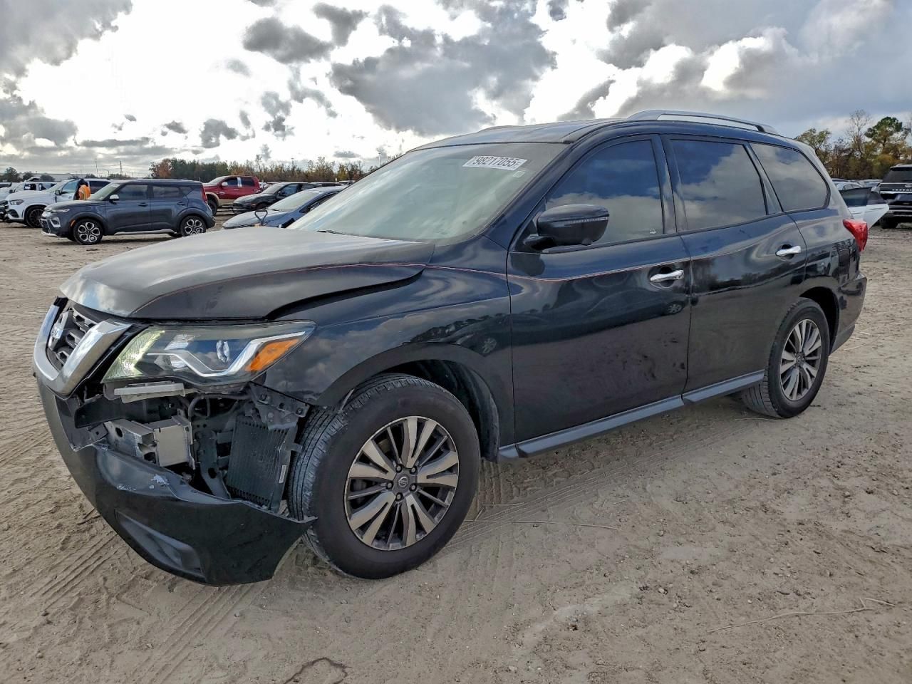 2019 Nissan Pathfinder s