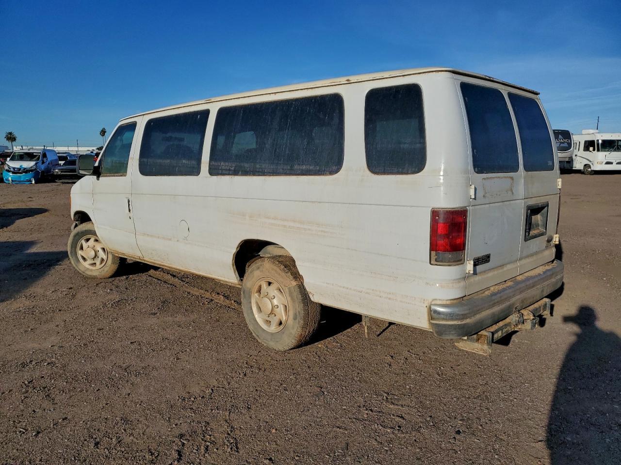 2003 Ford Econoline E350 Super Duty Wagon