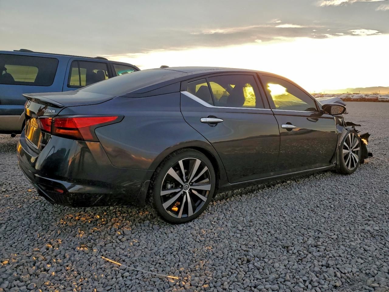 2020 Nissan Altima Platinum