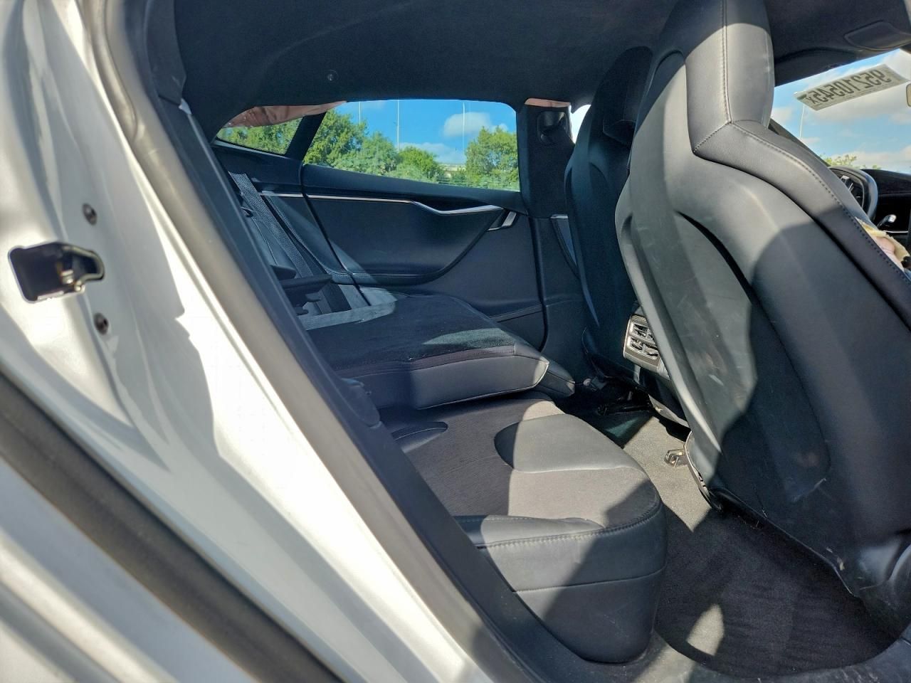 2015 Tesla Model s 70D