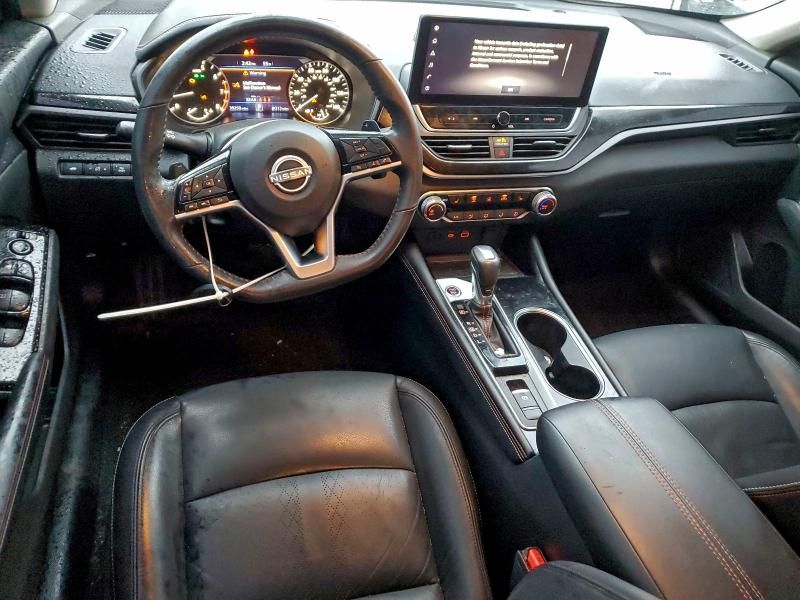 2024 Nissan Altima sr