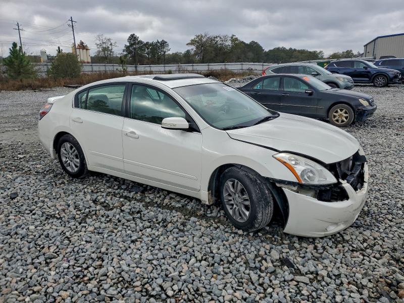 2010 Nissan Altima Base