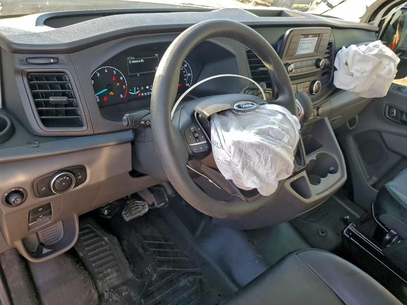 2025 Ford Transit T-250