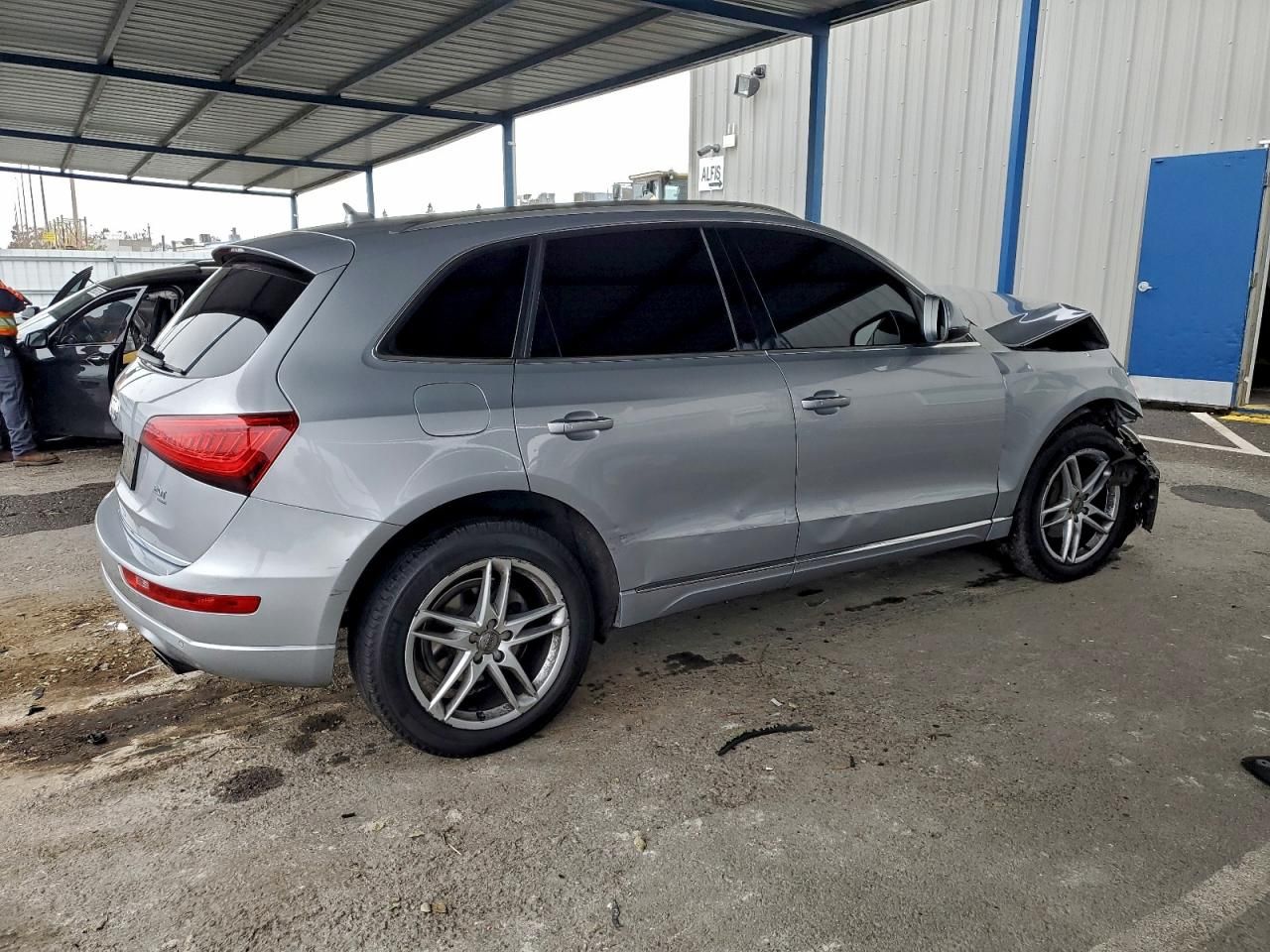 2015 Audi Q5 Premium Plus