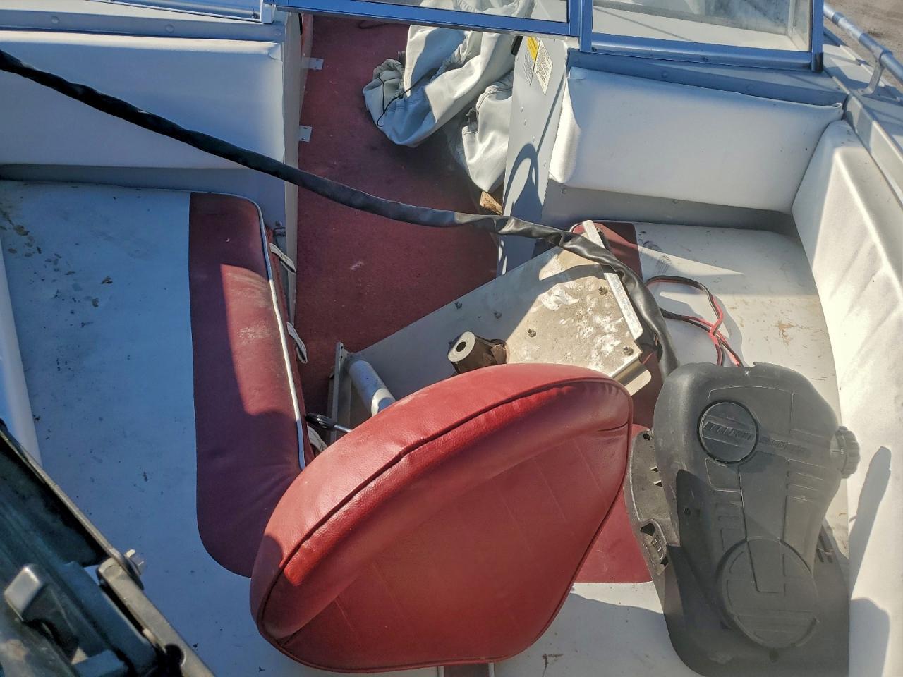 1989 Sea Nymph Fish N SKI Boat