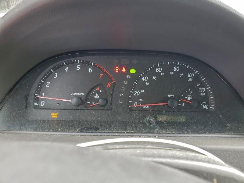 2004 Toyota Camry le