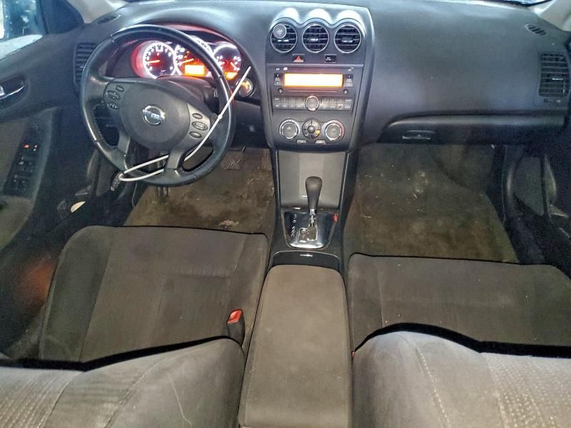 2011 Nissan Altima Base