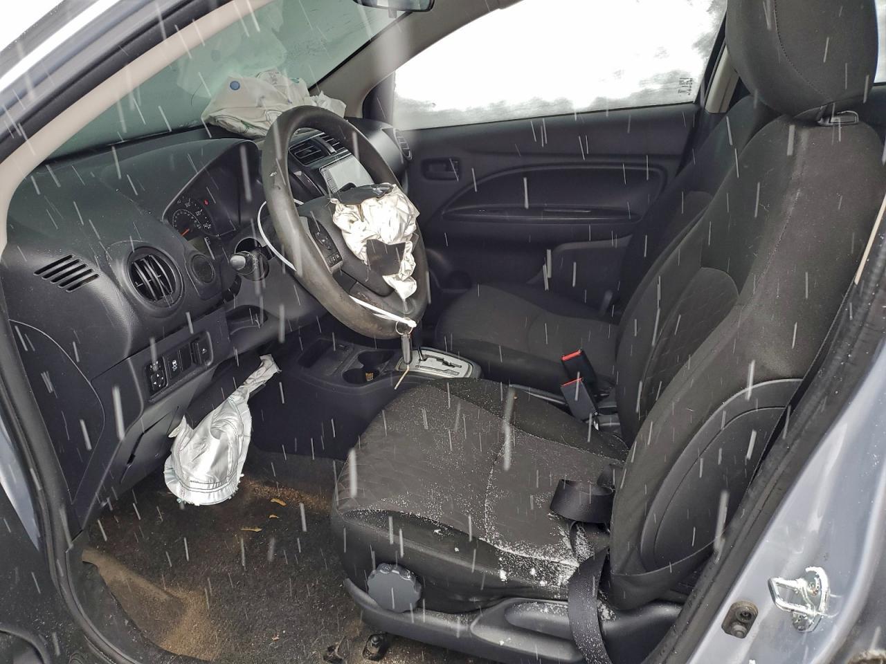 2021 Mitsubishi Mirage es