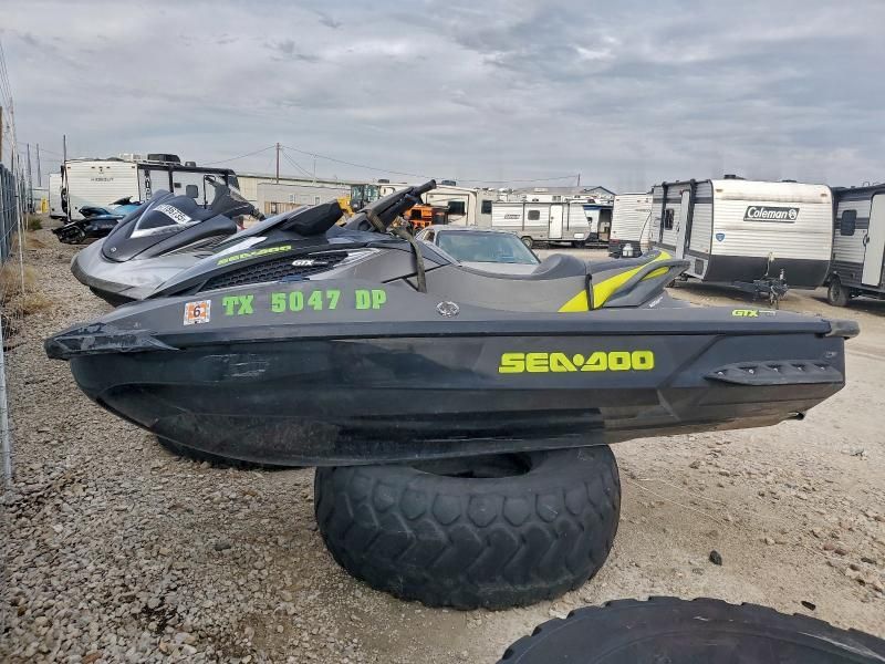 2015 Seadoo GTX Limited