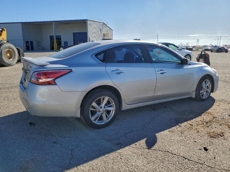 2015 Niss Altima 2.5 sv