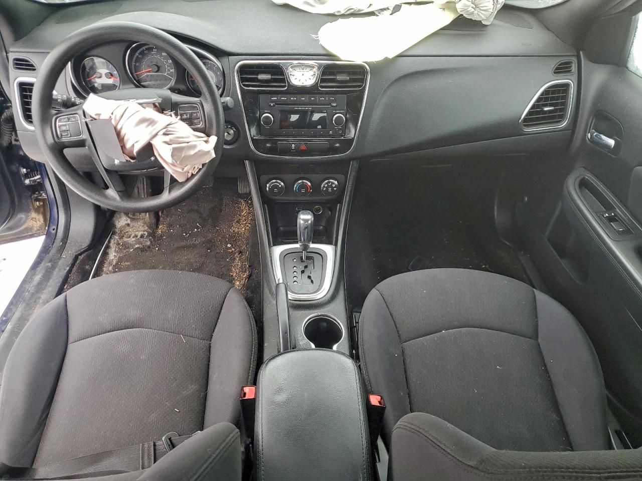 2013 Chrysler 200 lx