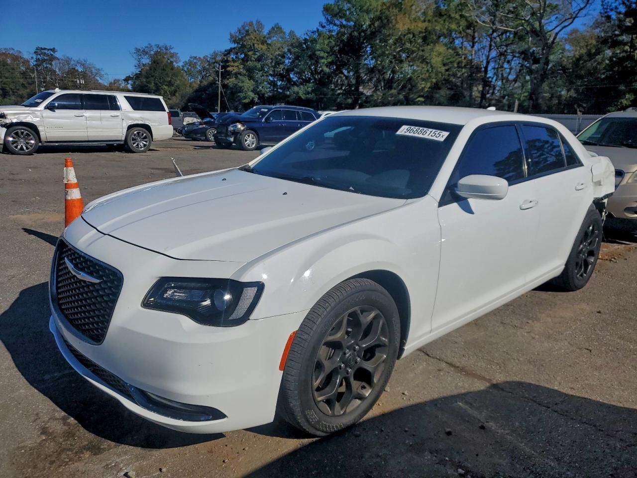 2020 Chrysler 300 s