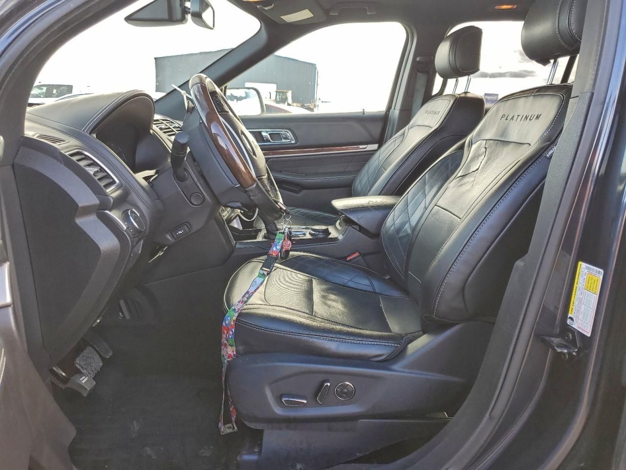 2017 Ford Explorer Platinum