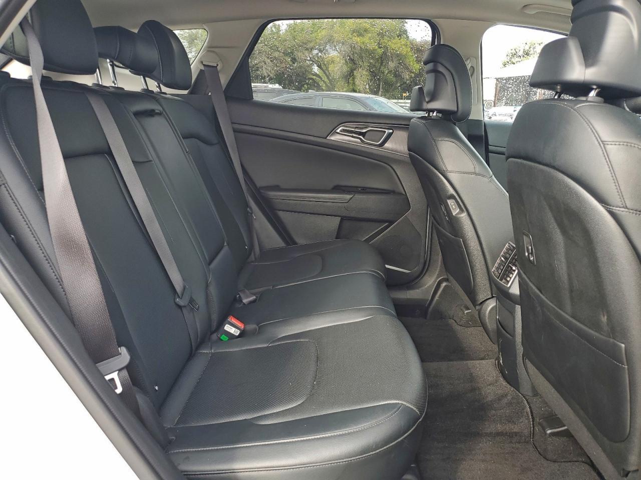 2025 KIA Sportage sx