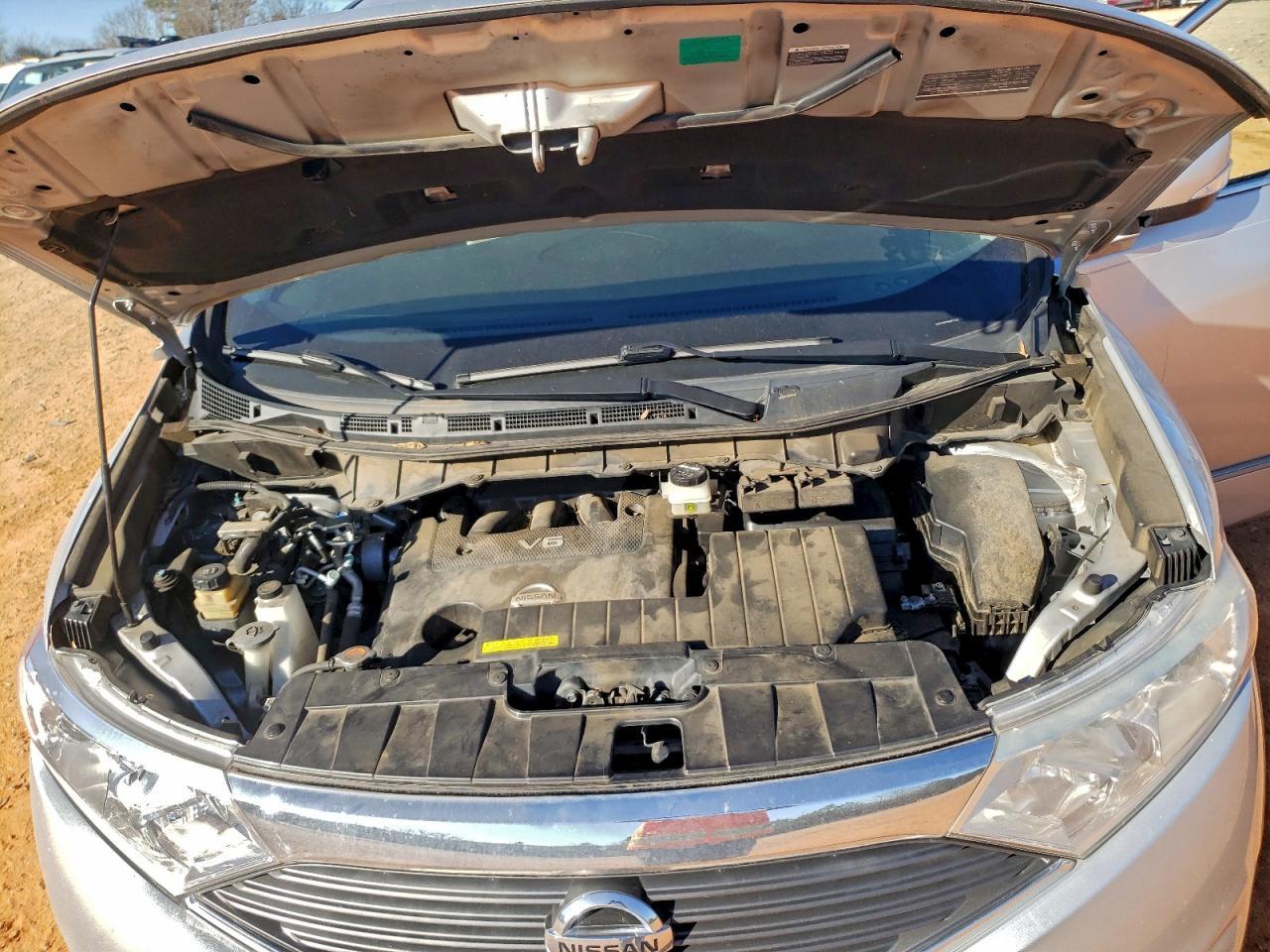 2013 Nissan Quest s