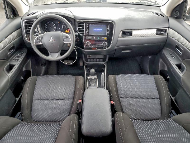 2018 Mitsubishi Outlander se