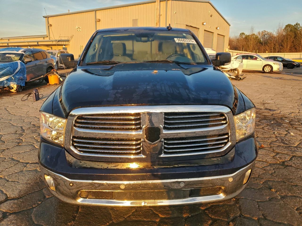 2016 Dodge RAM 1500 SLT