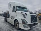 2010 Volvo VNL Semi Truck