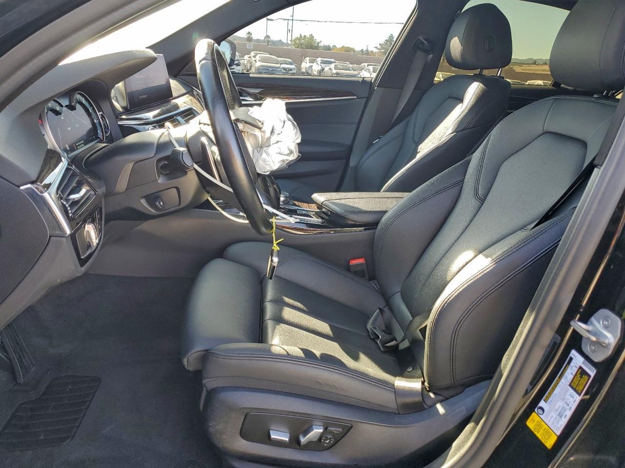 2019 BMW 530 i
