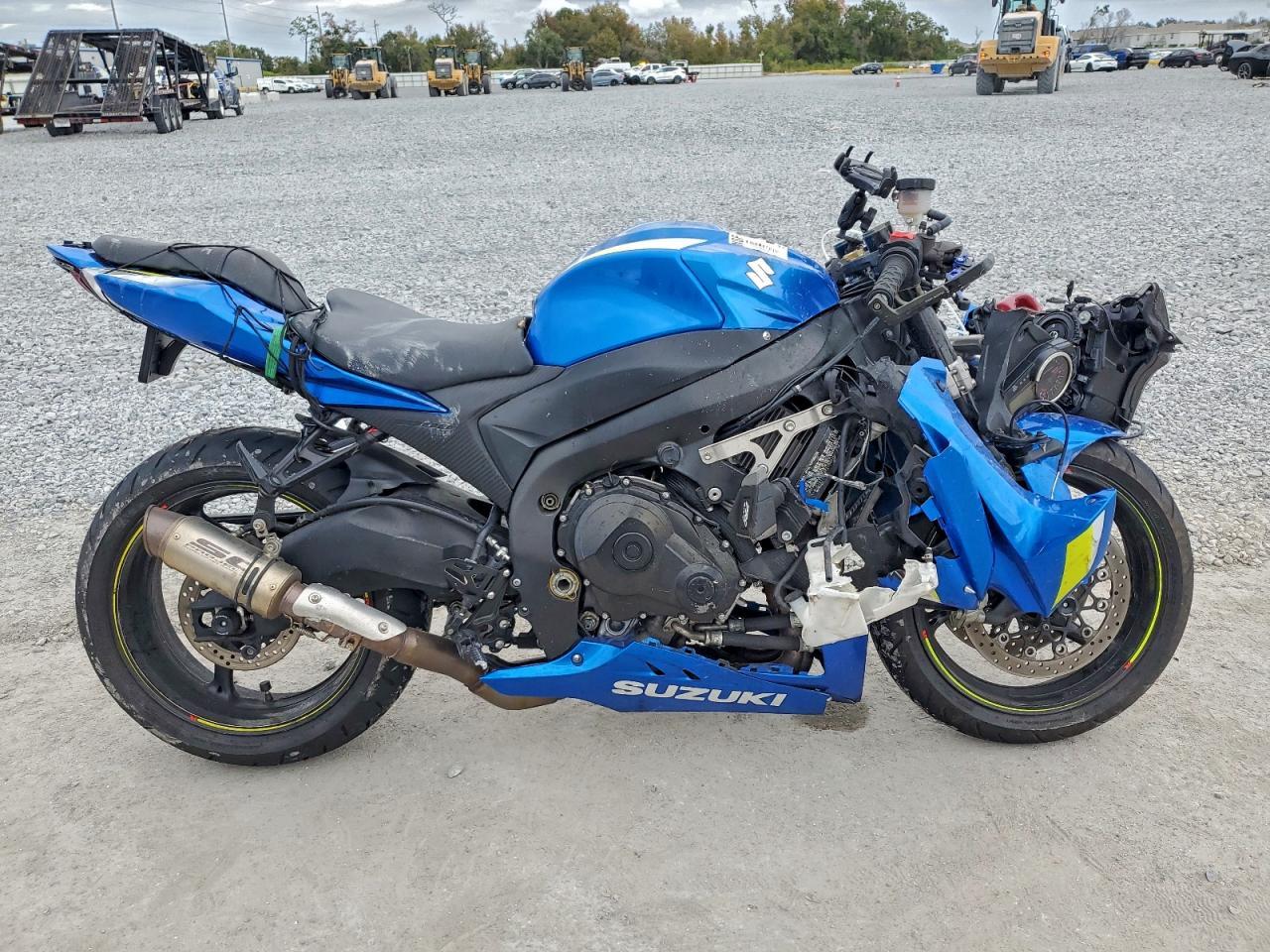 2015 Suzuki GSX-R1000