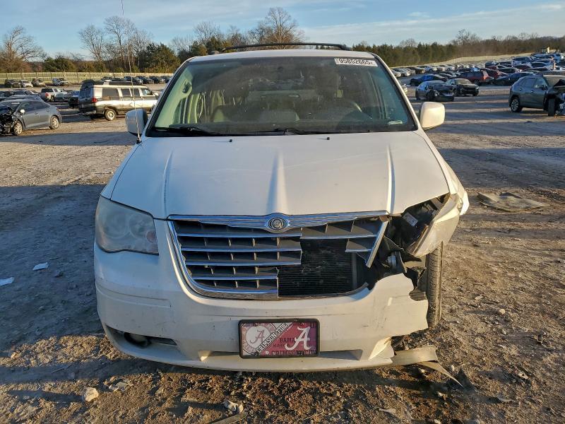 2010 Chrysler Town & Country Touring