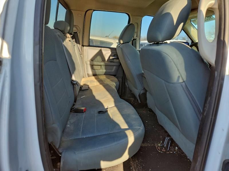 2016 Dodge RAM 1500 SLT