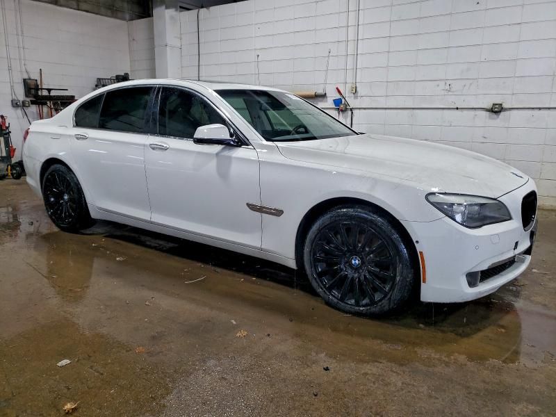 2011 BMW 750 xi