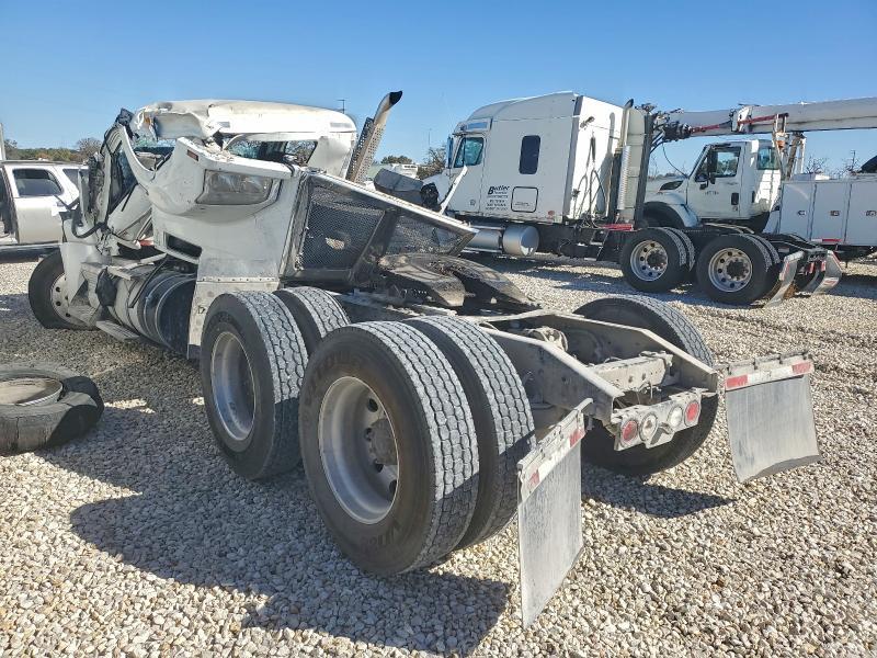 2018 Kenworth T880 Semi Truck