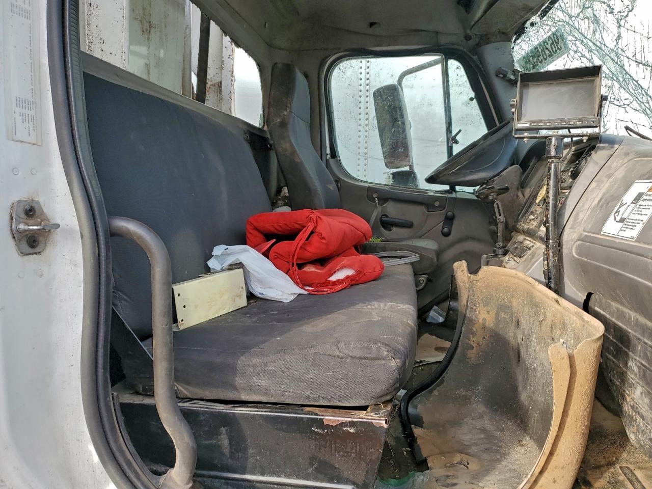 2017 Freightliner M2 106 MED-Roll-OFF Container Truck